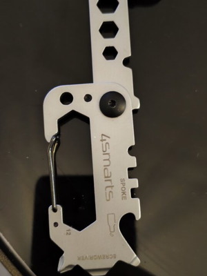 4smarts Multi Tool Keychain new, carabiner