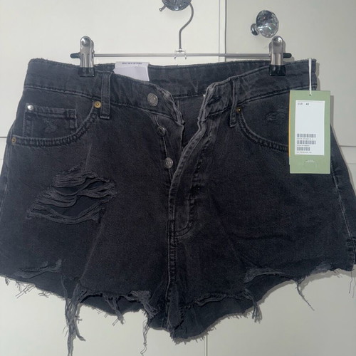 H&M shorts new, size 42, black