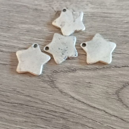 Metal star pendant 20mm set of 4 new