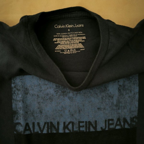 Calvin Klein παιδικό t-shirt μέγεθος 6 σε εξαιρετική κατάσταση