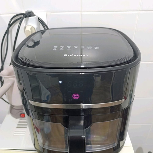 Rohnson Airfryer 8 liters with wifi like new