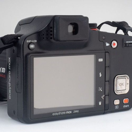 Kodak EasyShare Z990 30x Zoom RAW 12MP Bridge Camera used