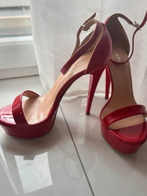 Fratelli Petridi red platform sandals, size 38