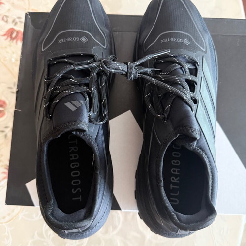 Adidas Ultraboost 5 GTX sneakers, black, size 46.5