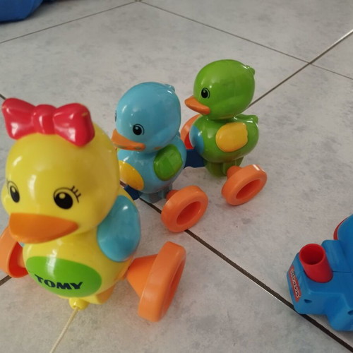 Children's toy set used with sound duck toys
