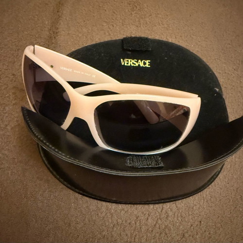 Versace pink sunglasses like new