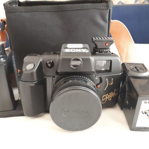 Sony camera new with case