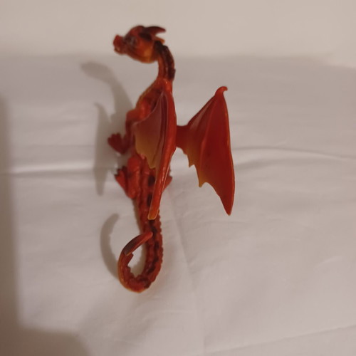 Dragon figure like new