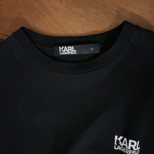 Karl Lagerfeld T-shirt black like new, size Large