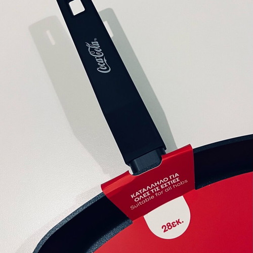 Izzy x Coca-Cola Non-Stick Frying Pan 28cm new