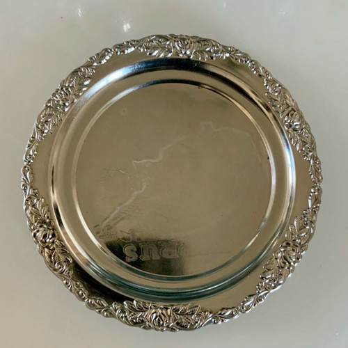 Decorative plate with Cyprus emblem used, collectible