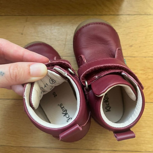 Kickers toddler shoes burgundy size 20 like new