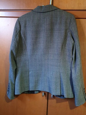 Yessica gray blazer like new