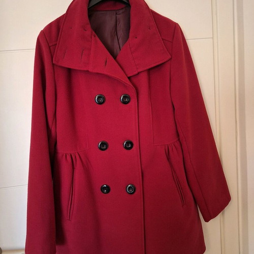 Coat like new, size L/40/12, with detachable hood