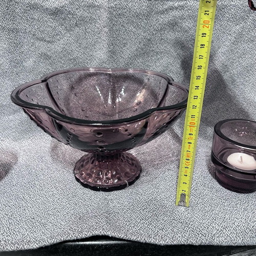 Decorative bowl and candle holders like new, clear glass