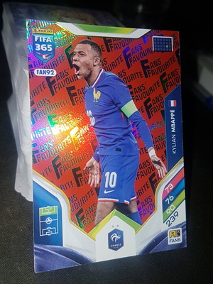 Mbappe Fan Favorite 2026 Red Parallel Panini Adrenalyn XL card like new