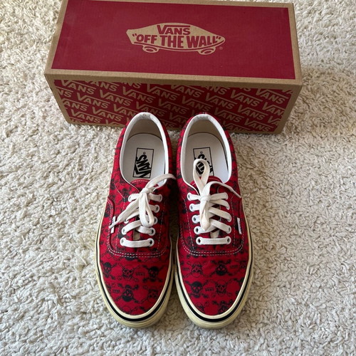 Vans Authentic red shoes with skulls lightly used, size 41