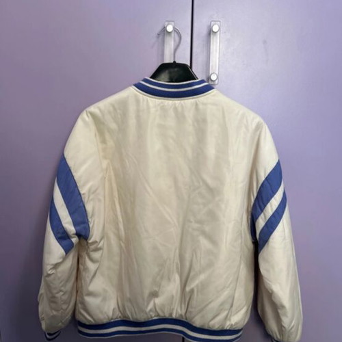 Jacket like new, thin style