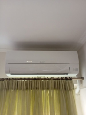 Mitsubishi κλιματιστικό 12000 BTU inverter σαν καινούργιο
