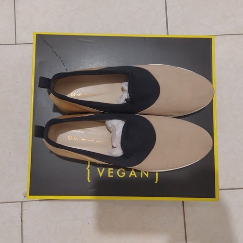 Estil women's casual shoes size 40 like new