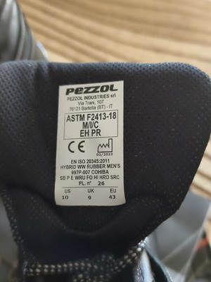 Work boots electrician new, size 43
