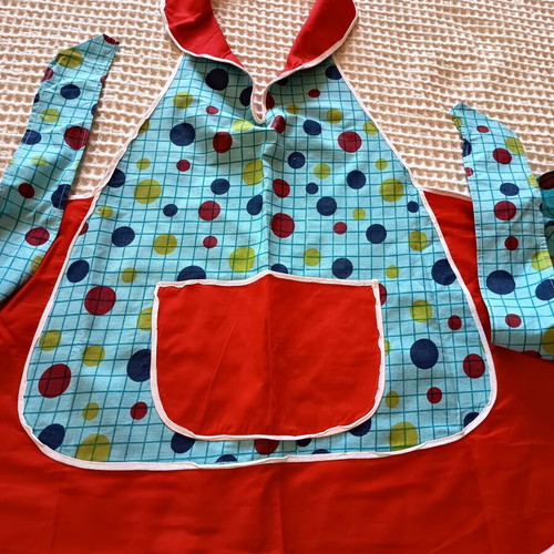 Vintage kitchen apron retro design like new