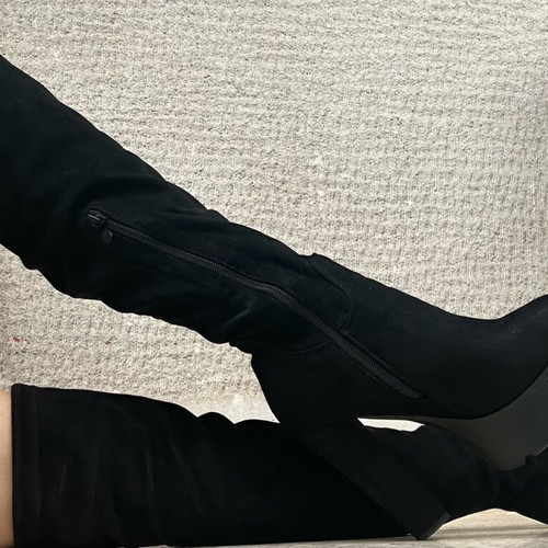Black boots like new, size 38