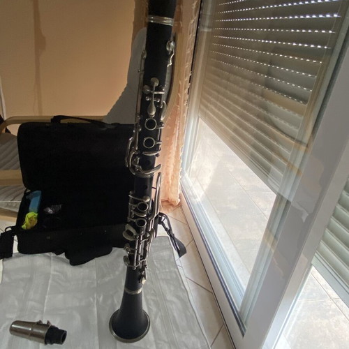 Clarinet Si-bemol (Bb) used, ebony with free carrying case