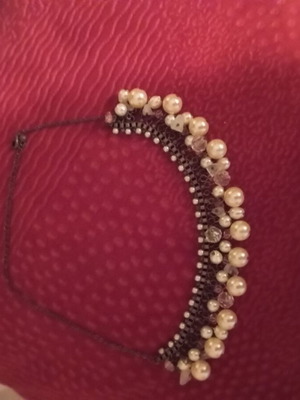 Necklace like new silver with white pearls