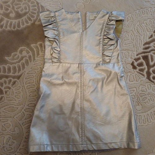 Silver girls' dress Alice size 5-6 years like new