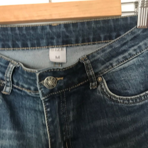 Jean pants medium like new with unique hems Wolbar