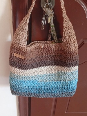 Handmade Crochet Shoulder Bag with Lining and Reinforced Bottom