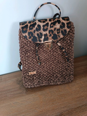 Handmade knitted backpack bag new in brown tiger shades