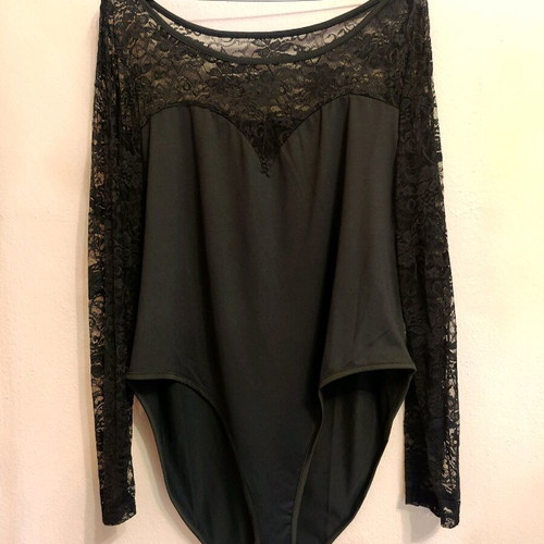 2XL bodysuit new black with lace