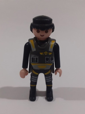 Playmobil SWAT/SEK police figure