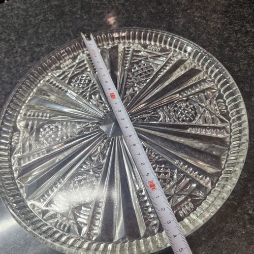 Round glass serving platter like new
