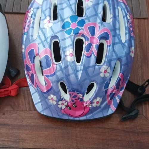 Children's helmets used, set of 2 for bike and scooter