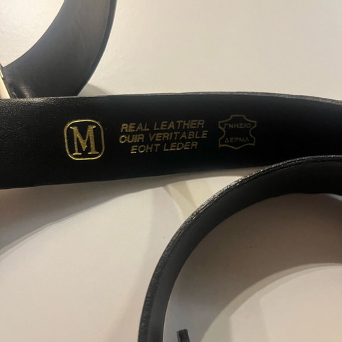 Men's leather belt like new, black with metal buckle