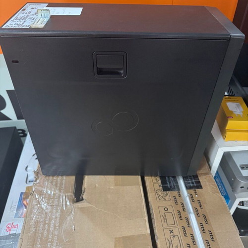 Fujitsu ESPRIMO P700 Tower used, for repair or spare parts, Intel Core i3, 8GB RAM, 320GB HDD