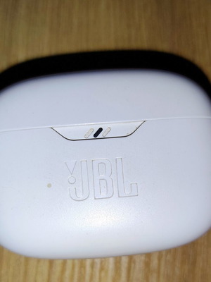 JBL Wave Beam ασύρματα ακουστικά σαν καινούργια, λευκά