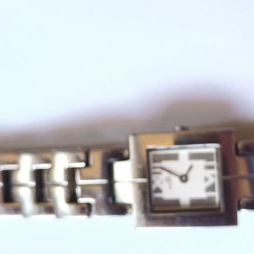 Quantum women's quartz watch with bracelet, very good condition