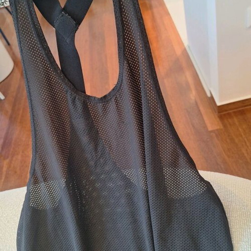 Stella McCartney leggings and sports top like new, black