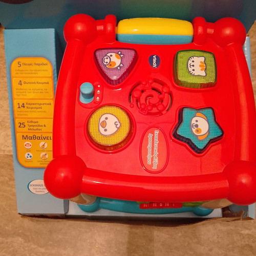 V tech educational activity cube like new, 6 to 36 months