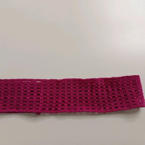 Fuchsia knitted headband like new, elastic woven material