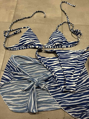 Decoro bikini swimsuit new, white and blue, size S
