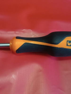Beta flat screwdriver 8x200 like new