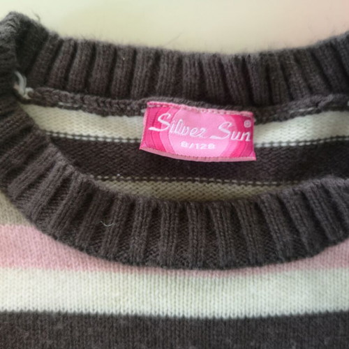 Pullover with stones crown size 128 like new, 8 years