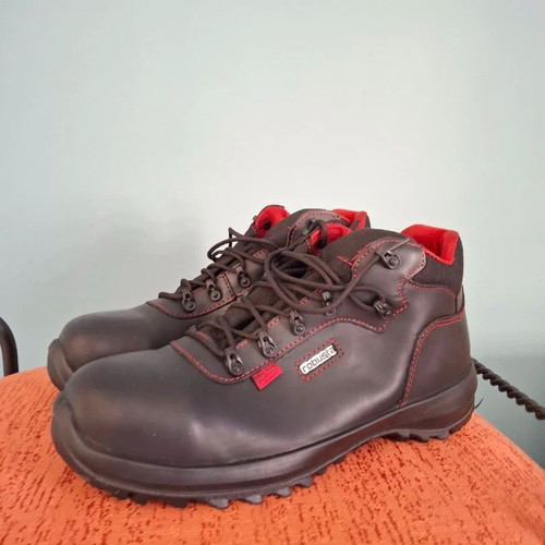 Robusta safety shoes new, size 45