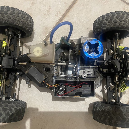 Nitro RC Carson Mad Rat gasoline remote control car like new