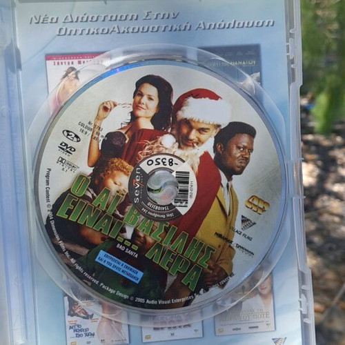 Bad Santa DVD used, comedy with subtitles